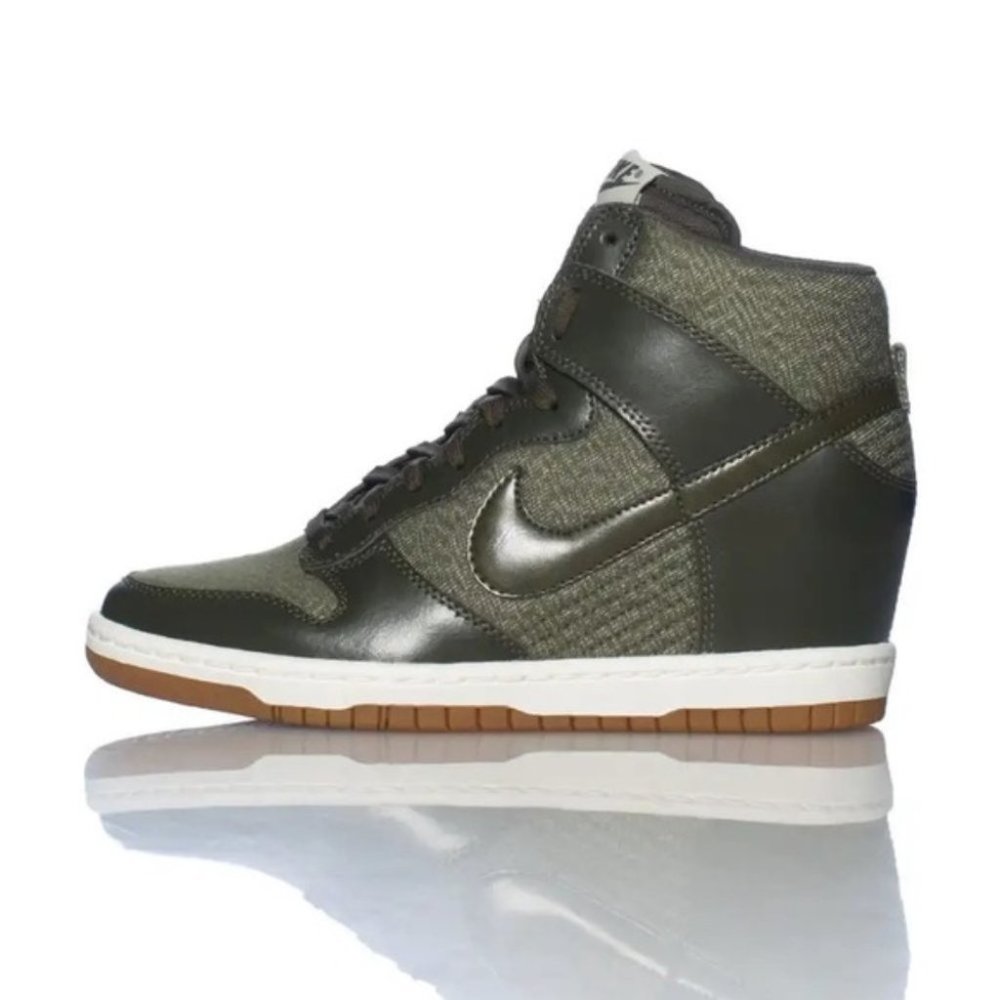 Nike Women's Sneakers in Olive and White